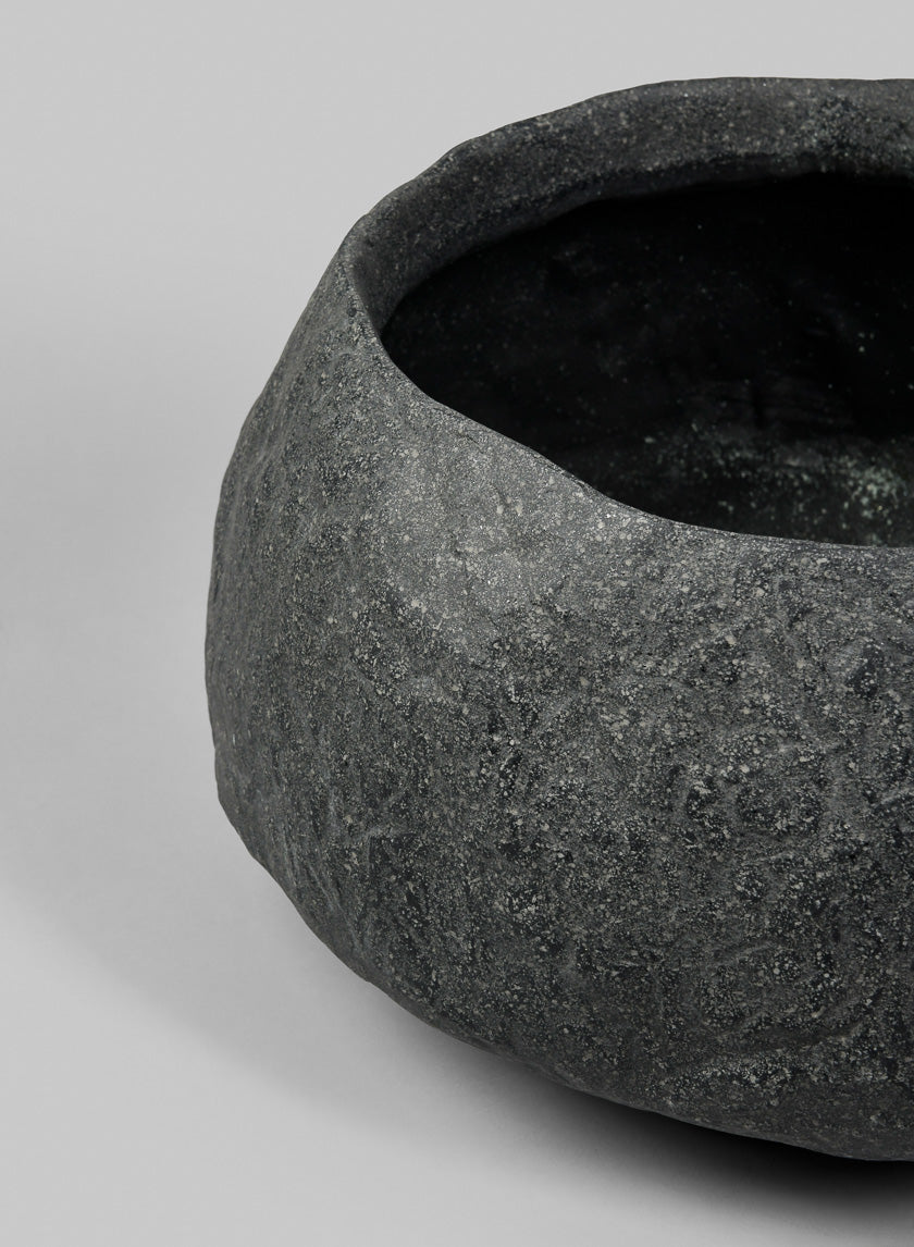 16in Wide Shirak Poly-Stone Rough Black Deep Bowl Decor Jamali-garden