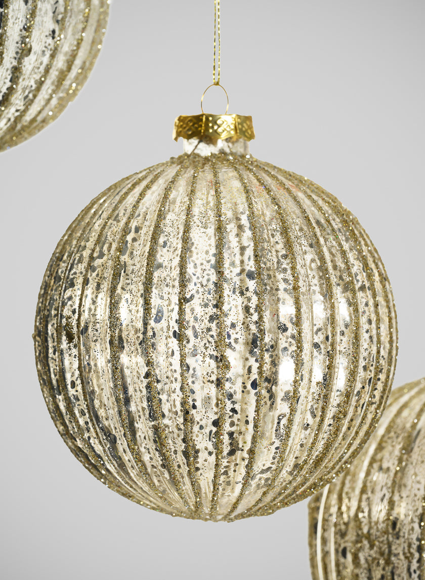 4in Round Gilded Pleated Antique Silver Glass Ornament, Set of 4 Decor Jamali-garden
