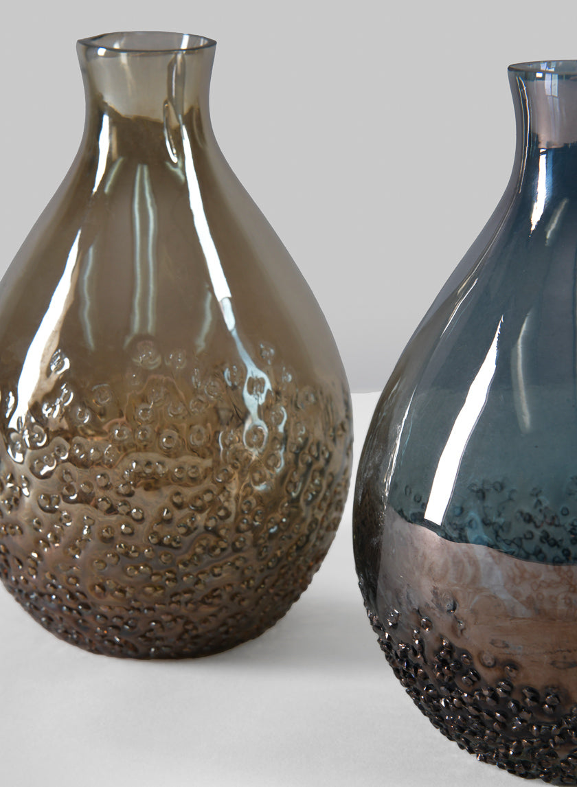 6in Tall Suenos Artisan Speckled Smoke Luster Glass Vase Decor Jamali-garden