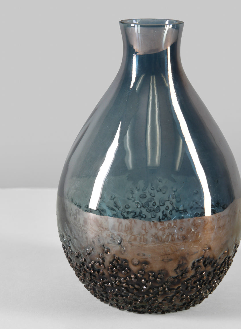 6in Tall Suenos Artisan Speckled Smoke Luster Glass Vase Decor Jamali-garden
