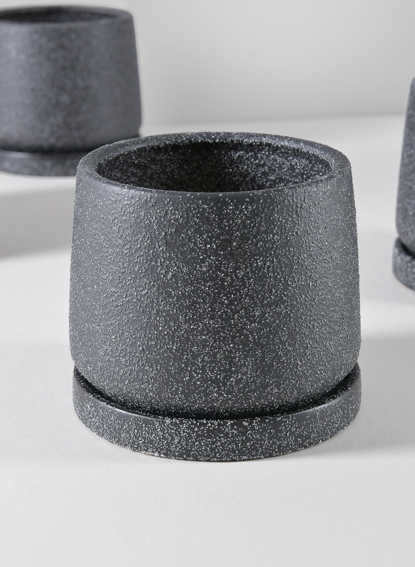 4in Tall Sigtura Sand Black Indoor Ceramic Pot with Saucer Decor Jamali-garden