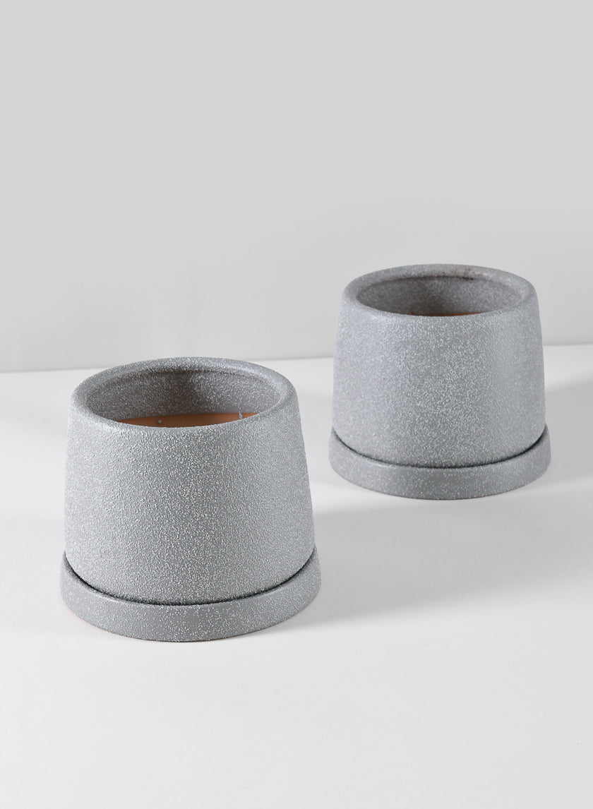 4.5in Tall Sigtura Sand Grey Indoor Ceramic Pot with Saucer Decor Jamali-garden