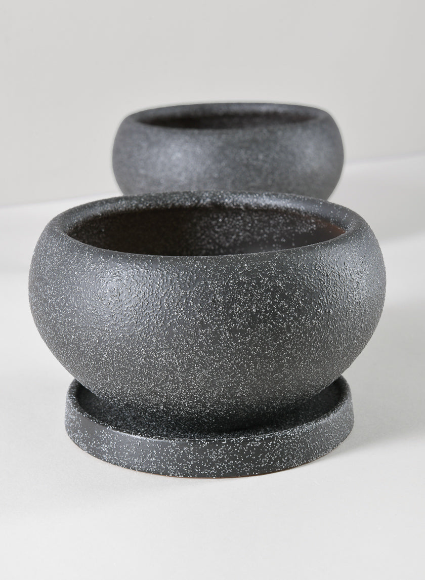 6in Wide Vasteras Sand Black Low Ceramic Pot with Saucer Decor Jamali-garden