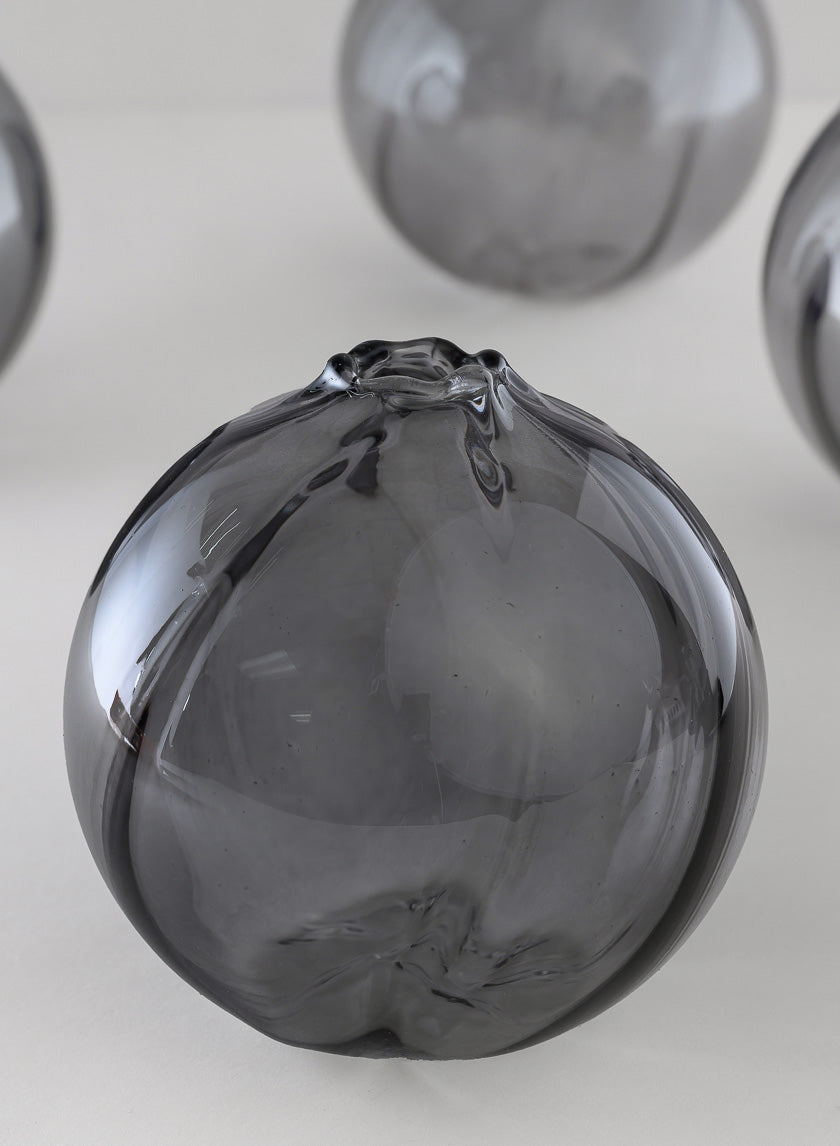 4in Wide Veroce Smoke Ball Glass Vase, Mini Decor Jamali-garden