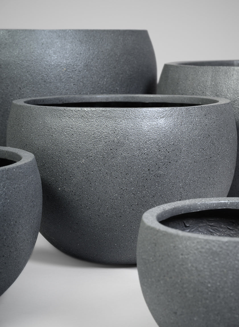 All Weather Light Weight Speckle Black Polyresin Planters Decor Jamali-garden