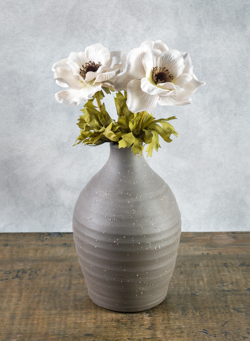 9in Tall Imari Aged Black Artisan Vase Decor Jamali-garden