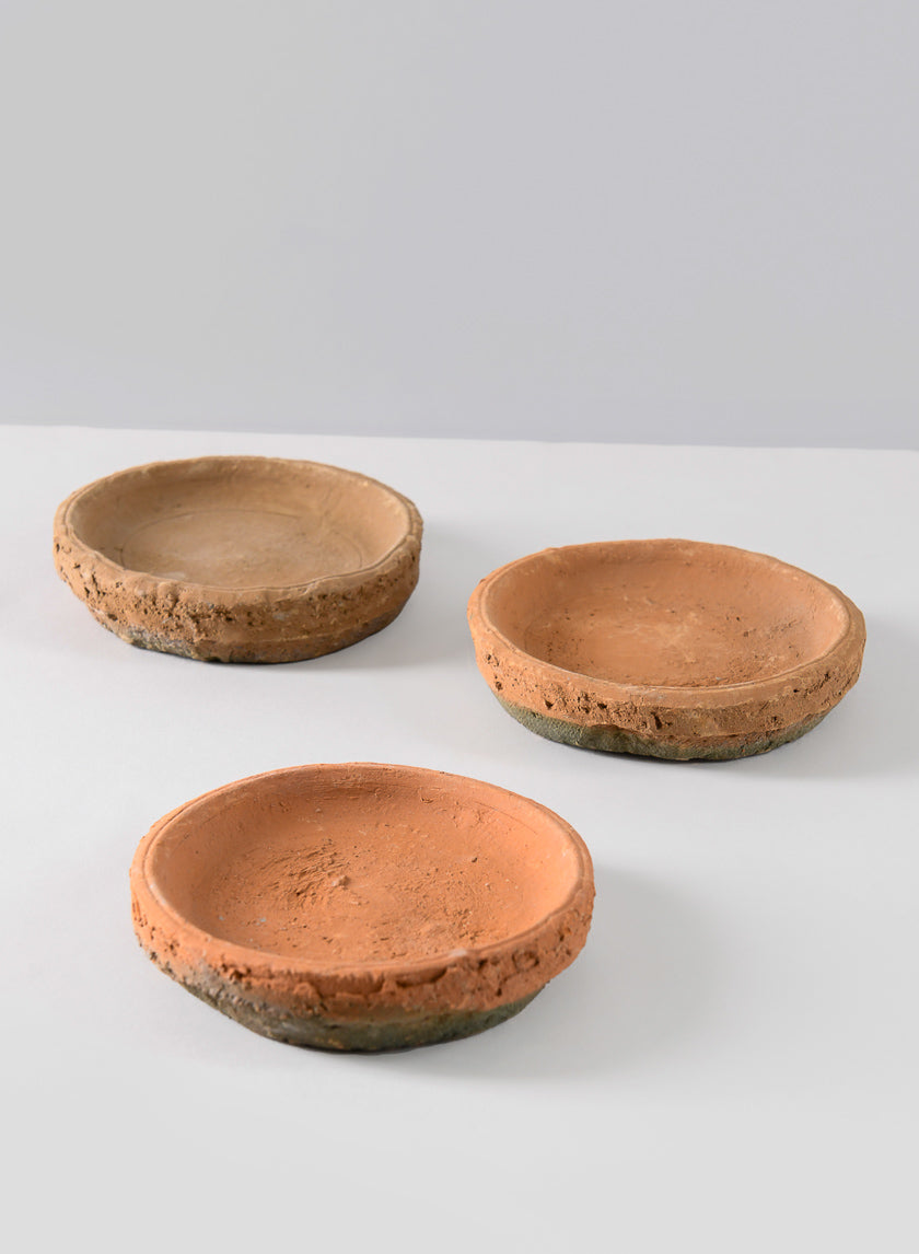 4in Wide Mossed Redstone Saucer Decor Jamali-garden