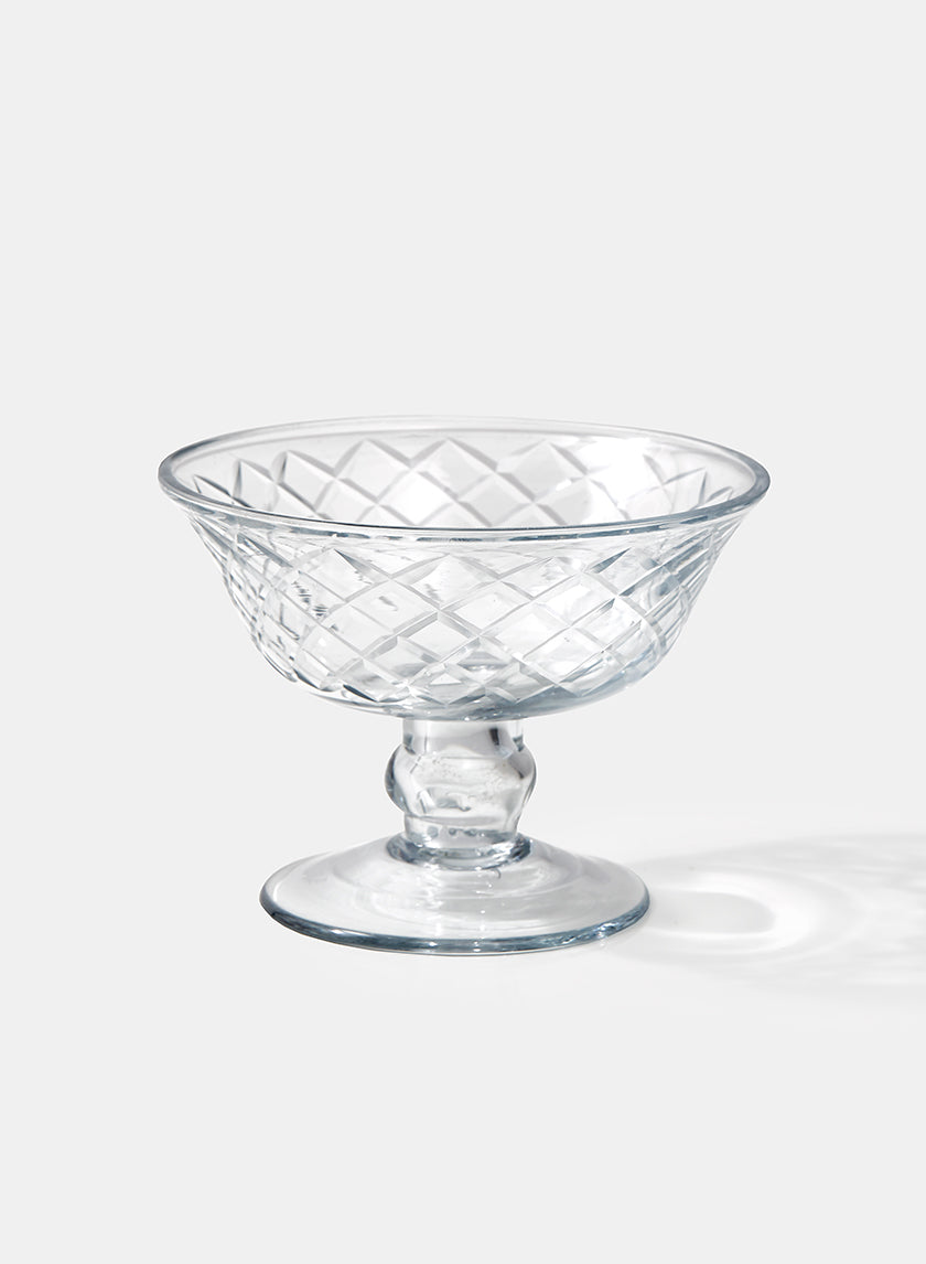 4.5in Wide Diamond Cut Glass Pedestal Bowl Decor Jamali-garden