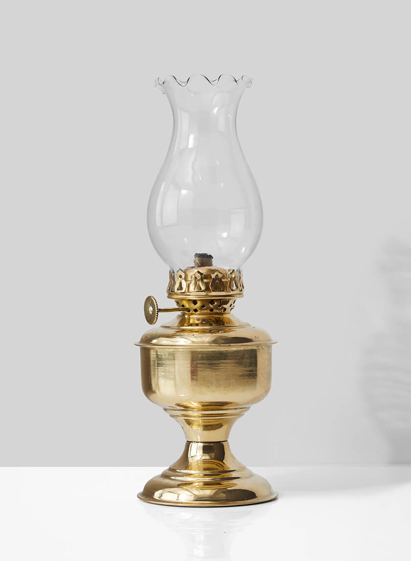 9.5in Tall Heritage Brass Table Oil Lamp Decor Jamali-garden