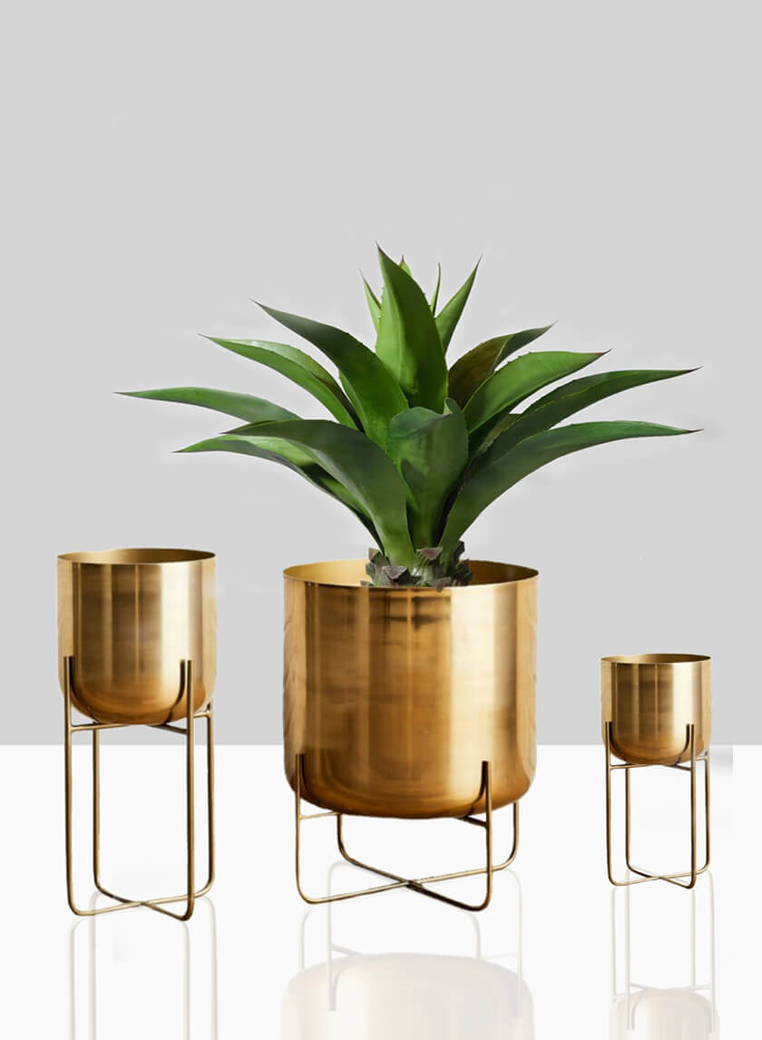 Gold Soho Planter With Stand Decor Jamali-garden