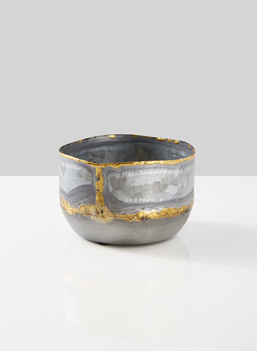 5in Wide Zinc Bowl with Gold Accents Decor Jamali-garden