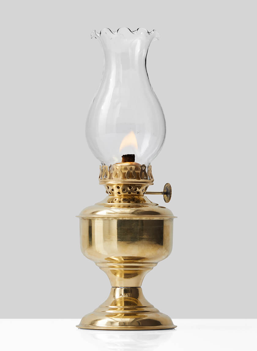 9.5in Tall Heritage Brass Table Oil Lamp Decor Jamali-garden