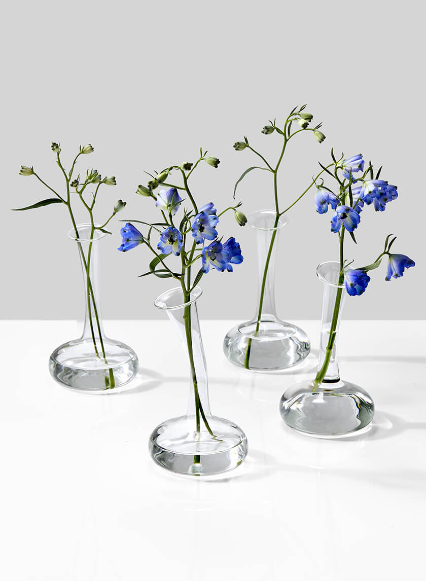 5.5in Tall Lampoon Glass Bud Vase Decor Jamali-garden